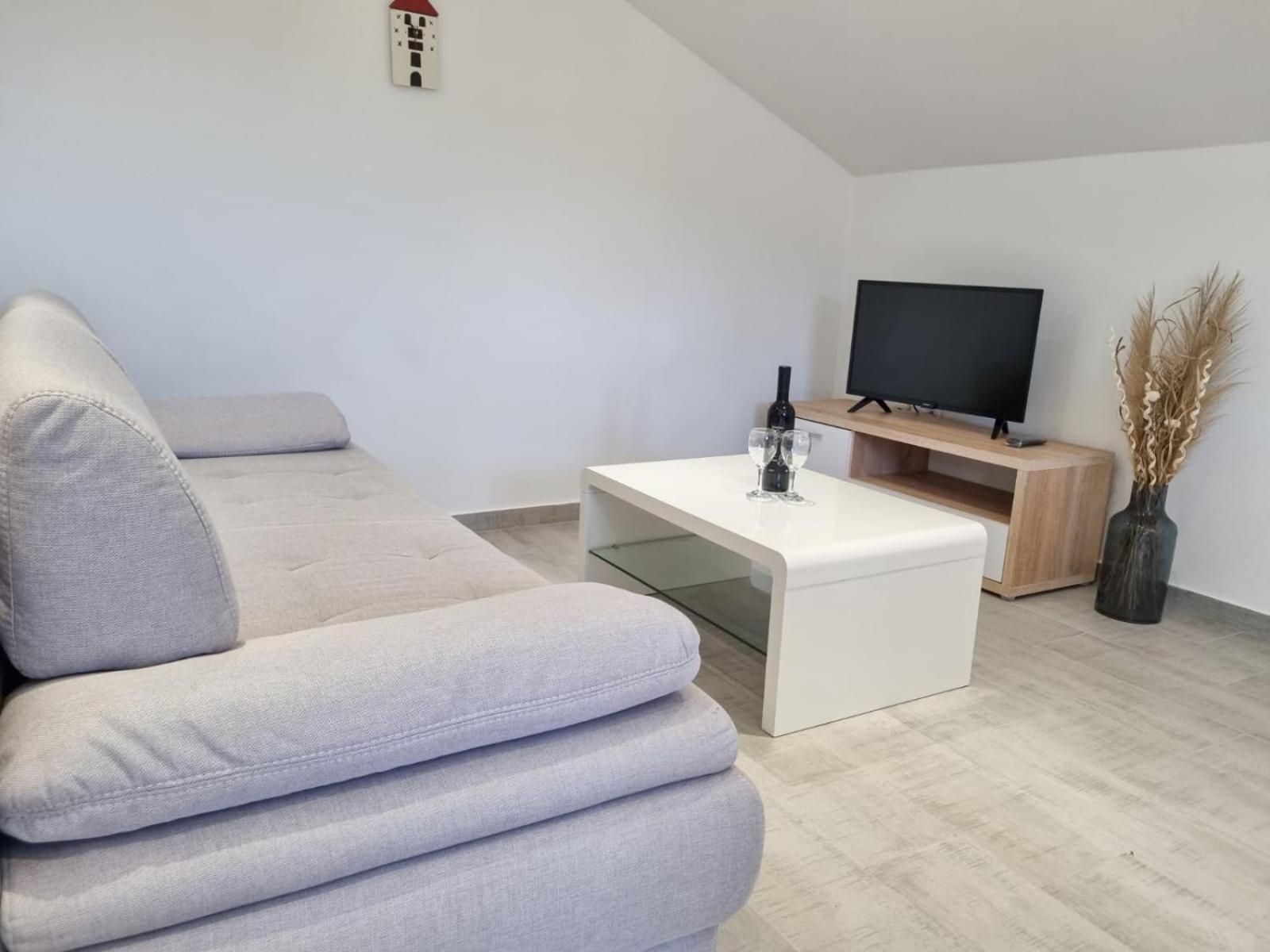 Apartments Miovic Molunat Exterior photo